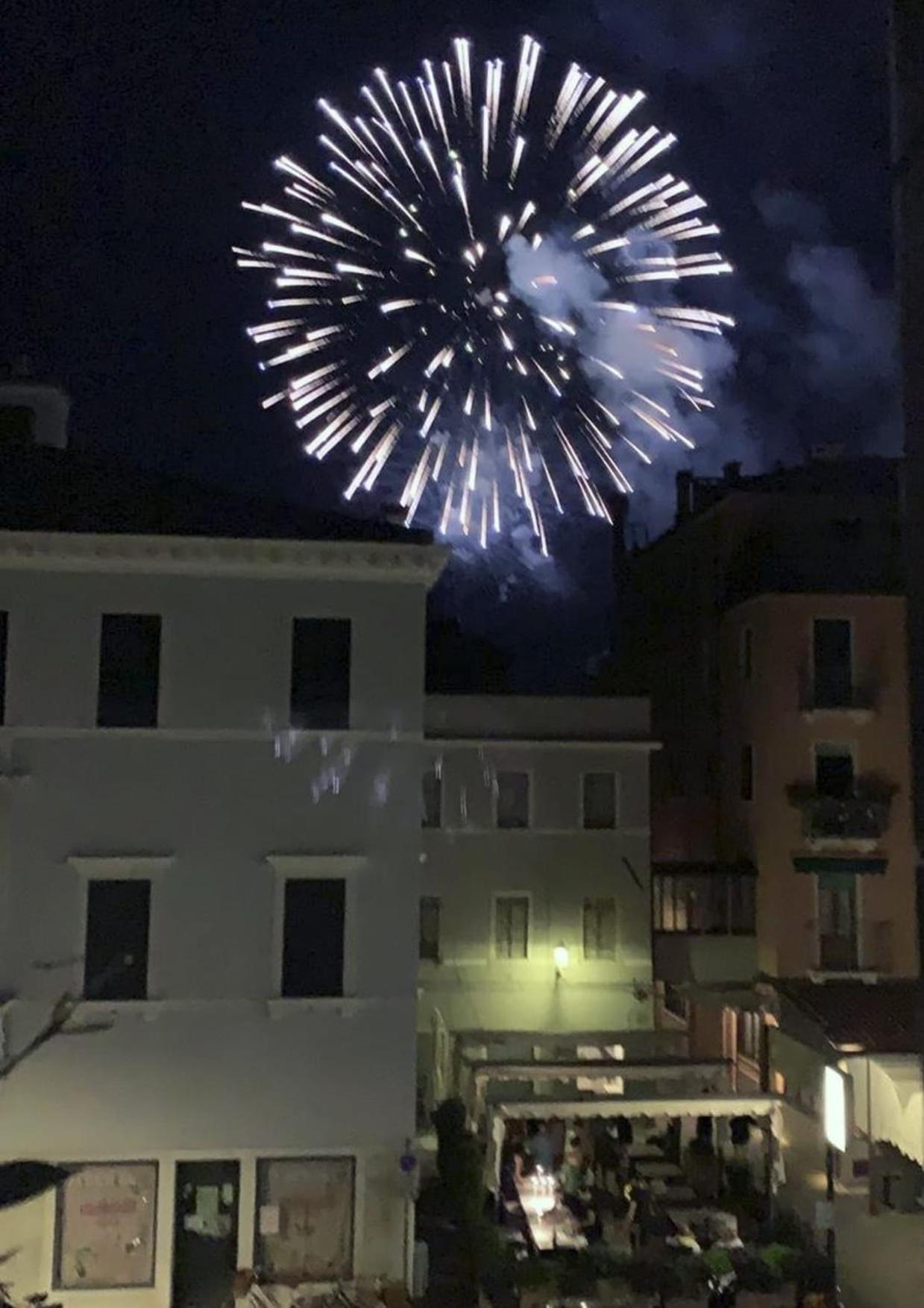 Casa Manuela Non Turisti Ma Ospiti Apartman Chioggia Kültér fotó