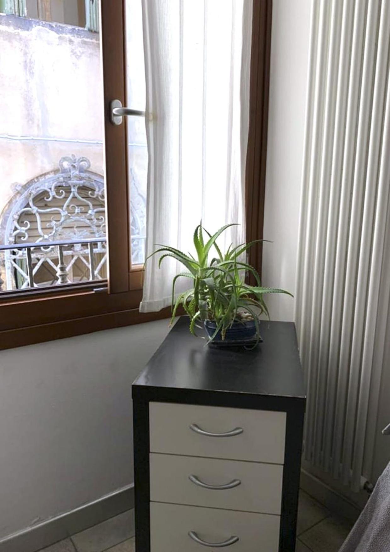 Casa Manuela Non Turisti Ma Ospiti Apartman Chioggia Kültér fotó