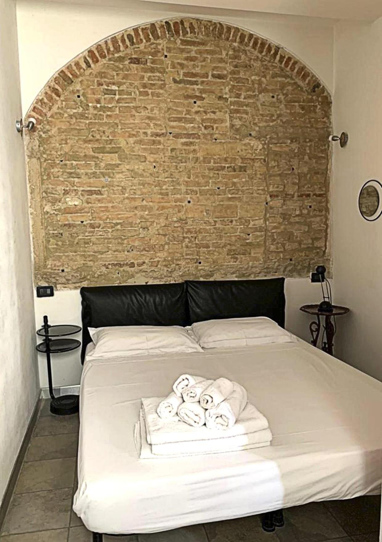 Casa Manuela Non Turisti Ma Ospiti Apartman Chioggia Kültér fotó
