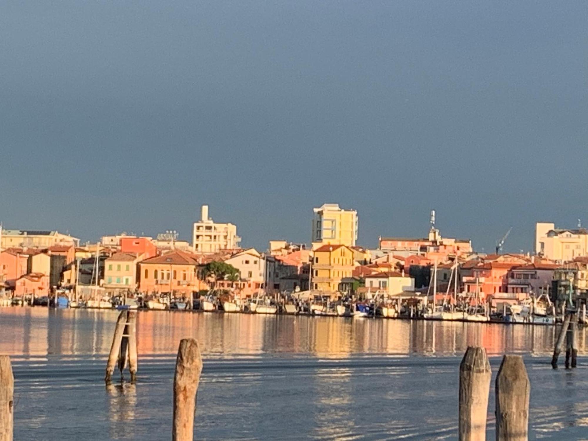 Casa Manuela Non Turisti Ma Ospiti Apartman Chioggia Kültér fotó